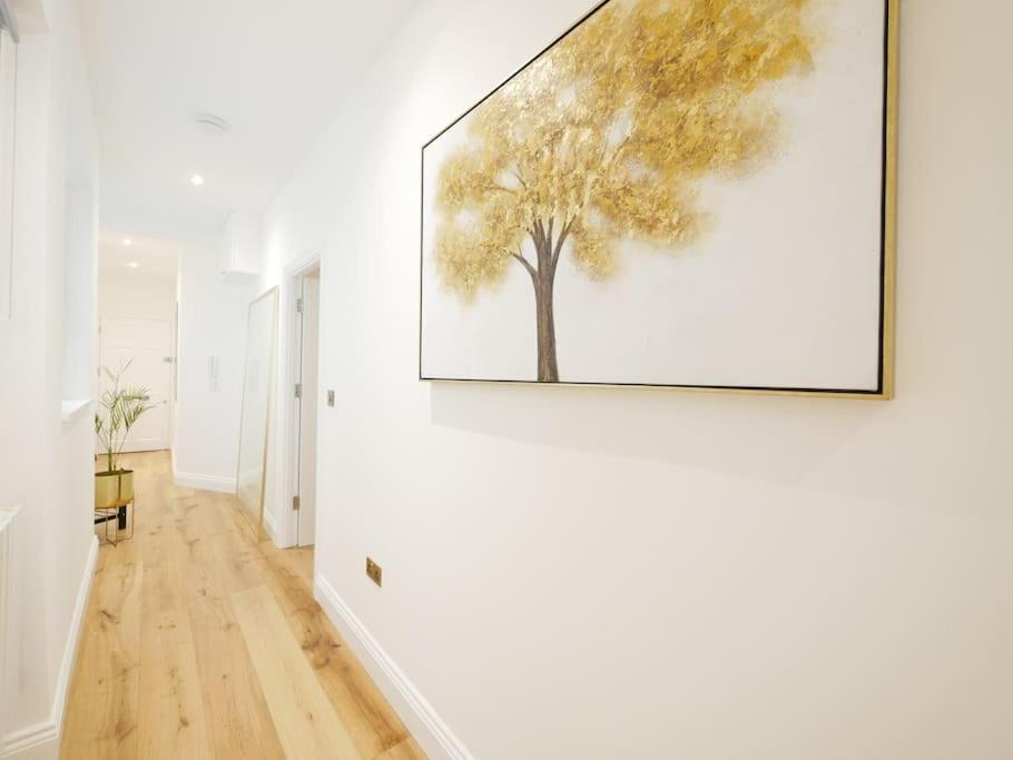 Newly Refurbished 2 Bed Apartment In Paddington Londra Esterno foto