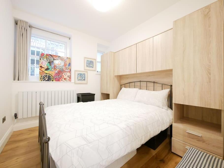 Newly Refurbished 2 Bed Apartment In Paddington Londra Esterno foto